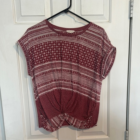 Lucky Brand red top size medium women’s - Picture 1 of 3